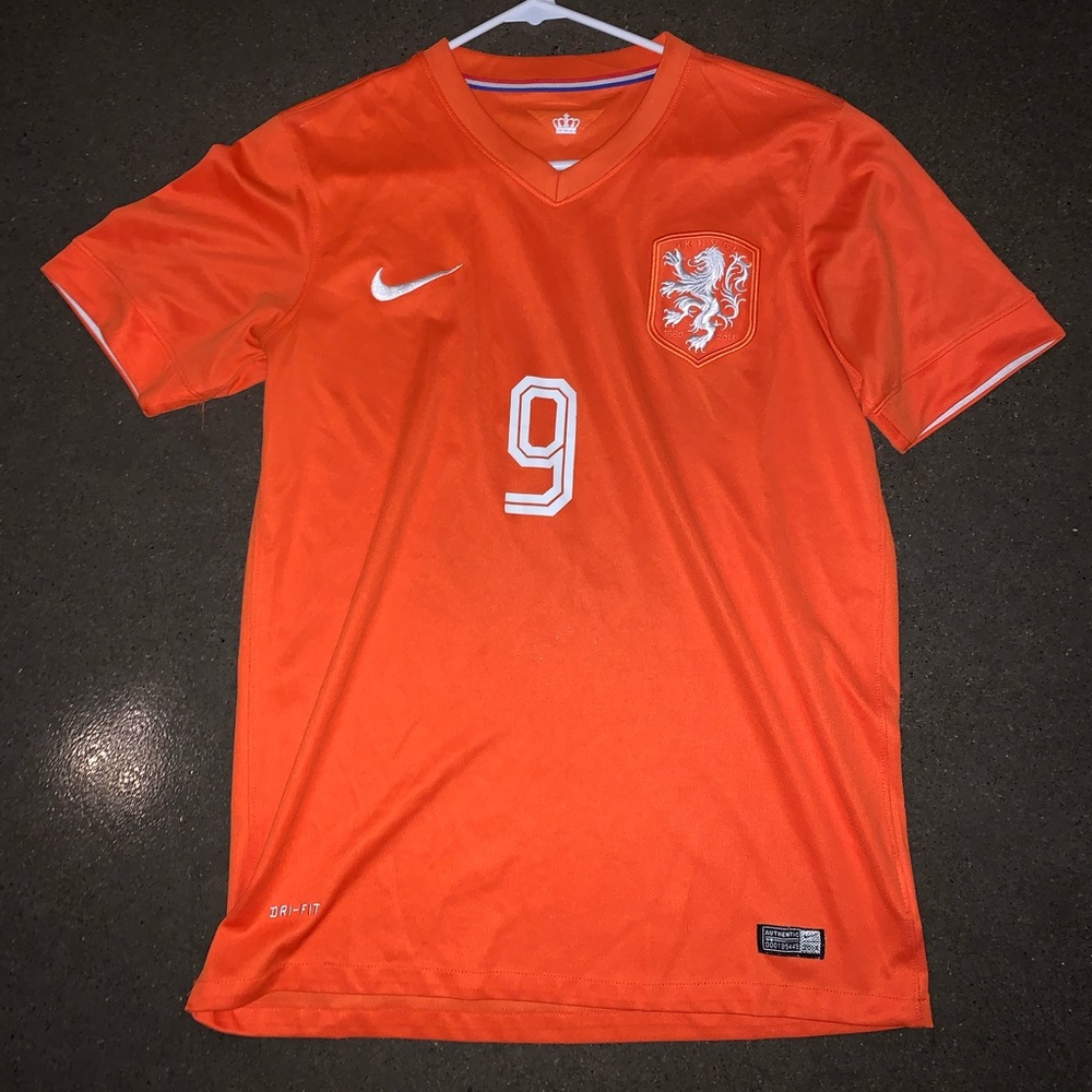 Robin Van Persie soccer jersey